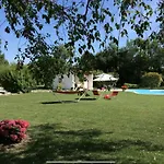 Bed & Breakfast Le Clos Du Plantis Sonnac (Charente-Maritime)