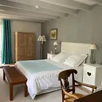Le Clos Du Plantis 3* Sonnac (Charente-Maritime)