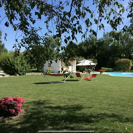 Couette-café Le Clos Du Plantis Sonnac (Charente-Maritime)