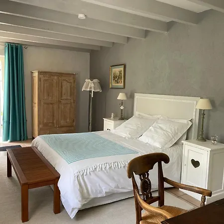 Le Clos Du Plantis 3* Sonnac (Charente-Maritime)