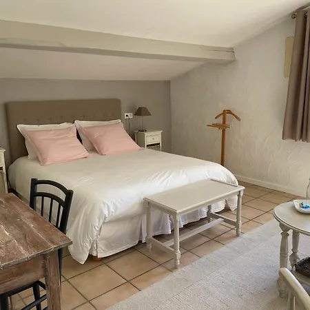 Le Clos Du Plantis B&B