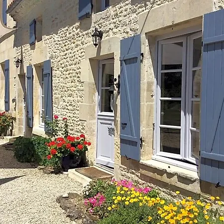 Le Clos Du Plantis Couette-café 3*